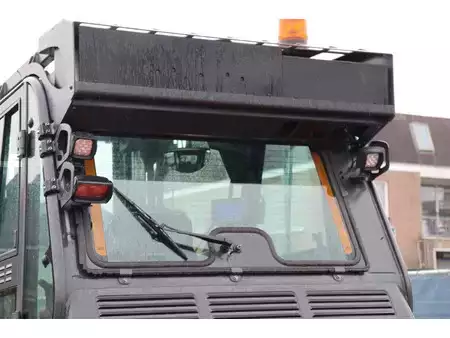 Elektromos 4 kerekű 2018  Linde E80-01/900 (21)