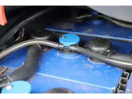 Elektromos 4 kerekű 2018  Linde E80-01/900 (27)
