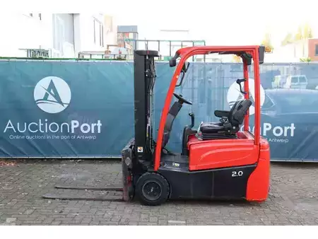 Chariots électriques à 4 roues 2013  Hyster J2.0XNT MWB (2)