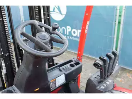 Chariots électriques à 4 roues 2013  Hyster J2.0XNT MWB (22)