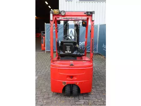 Chariots électriques à 4 roues 2013  Hyster J2.0XNT MWB (5)