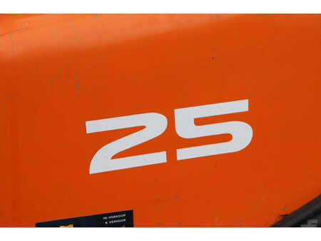 Empilhador a gás 2011  Doosan G25G (19)