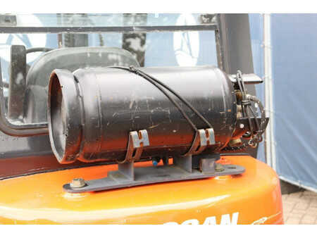 Empilhador a gás 2011  Doosan G25G (23)