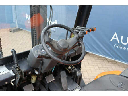 Empilhador a gás 2011  Doosan G25G (27)