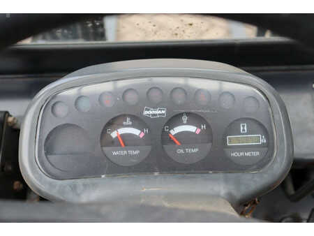 Empilhador a gás 2011  Doosan G25G (31)