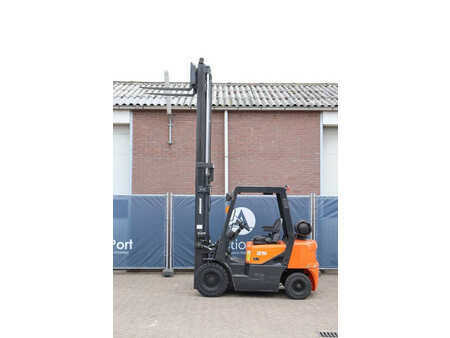 Empilhador a gás 2011  Doosan G25G (39)