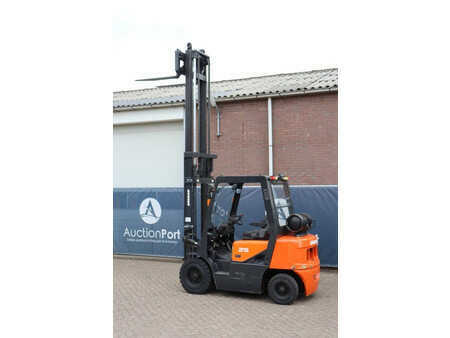 Empilhador a gás 2011  Doosan G25G (40)