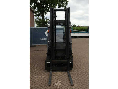 Empilhador a gás 2011  Doosan G25G (8)
