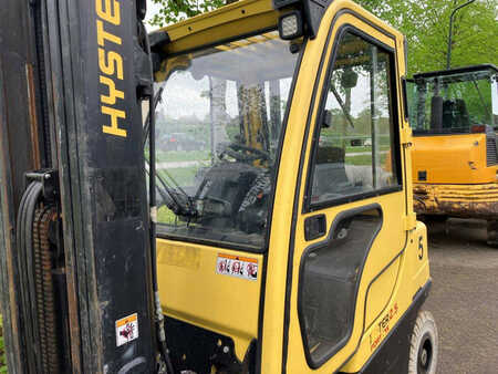 Gas truck 2017  Hyster H2.5FT (10)