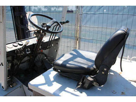Carrelli elettrici 4 ruote 1990  Komatsu FB20G-3 (21)