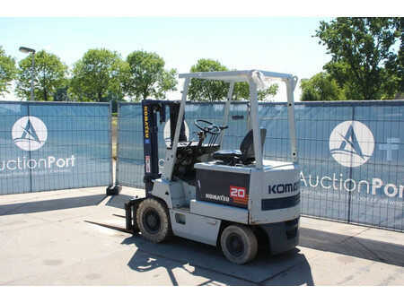 Carrelli elettrici 4 ruote 1990  Komatsu FB20G-3 (3)