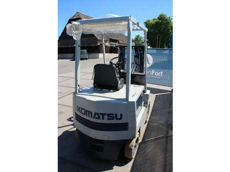 Carrelli elettrici 4 ruote 1990  Komatsu FB20G-3 (5)