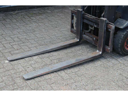 Elektryczne 4-kołowe 2020  Linde E16L-02 (10)