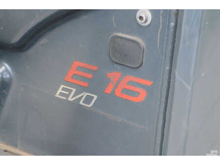 Elektryczne 4-kołowe 2020  Linde E16L-02 (14)