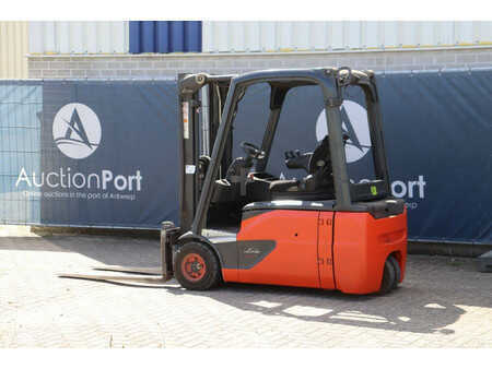 Elektryczne 4-kołowe 2020  Linde E16L-02 (3)