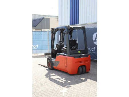 Elektryczne 4-kołowe 2020  Linde E16L-02 (4)