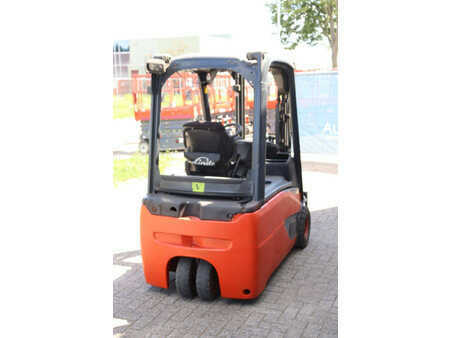 Elektryczne 4-kołowe 2020  Linde E16L-02 (6)