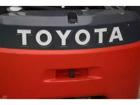 Elektryczne 4-kołowe 2018  Toyota 8FBE15T (16)