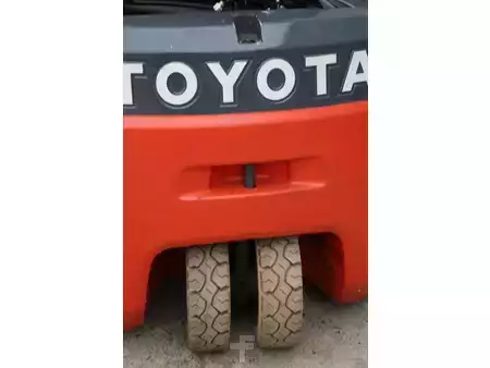 Elektryczne 4-kołowe 2018  Toyota 8FBE15T (17)
