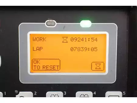 Elektryczne 4-kołowe 2018  Toyota 8FBE15T (27)