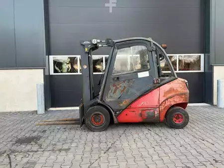 Chariots élévateurs diesel - Linde H30D (2)
