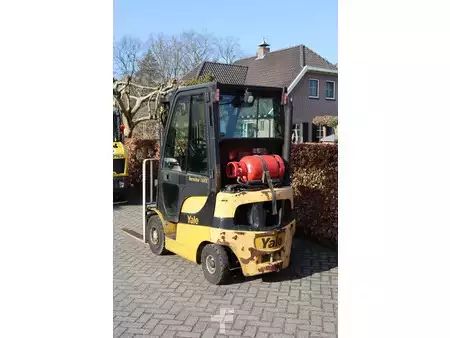 Gas gaffeltruck 2014  Yale GLP16VX (4)