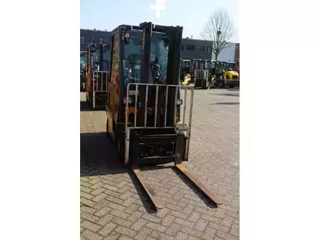 Gas gaffeltruck 2014  Yale GLP16VX (7)