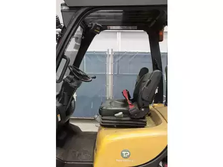 Diesel truck 2011  Yale GDP35VX (21)