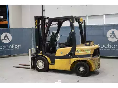 Diesel truck 2011  Yale GDP35VX (3)