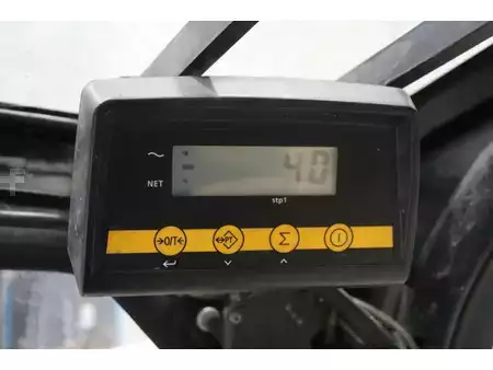 Diesel truck 2011  Yale GDP35VX (32)