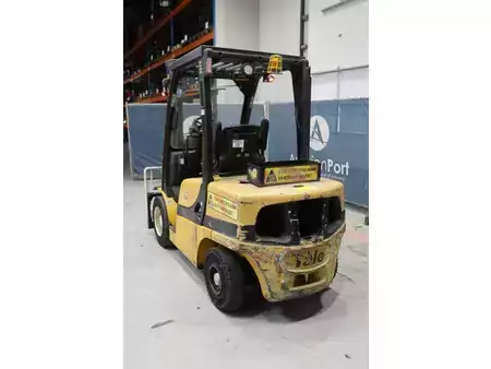 Diesel truck 2011  Yale GDP35VX (4)