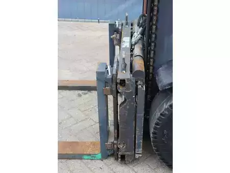 Dieselový VZV 2008  Fenwick H35D (12)