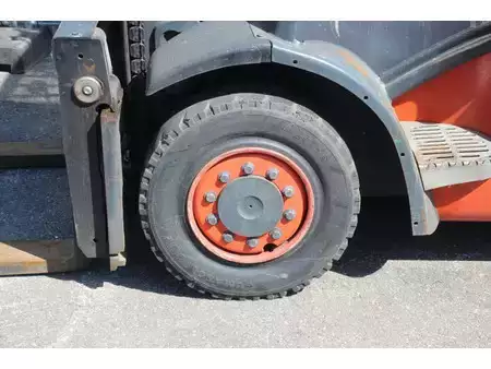 LPG heftrucks 2005  Fenwick H40T (14)