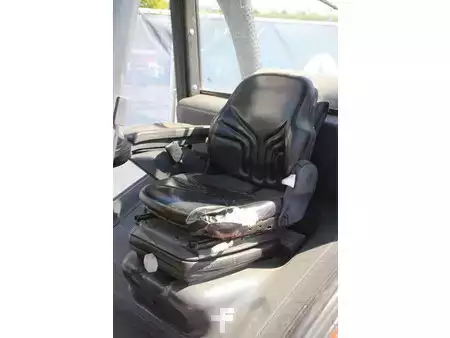 LPG heftrucks 2005  Fenwick H40T (24)