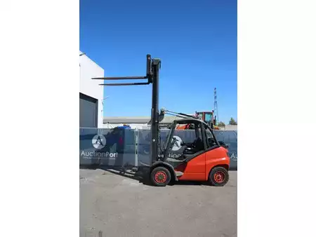 LPG heftrucks 2005  Fenwick H40T (32)