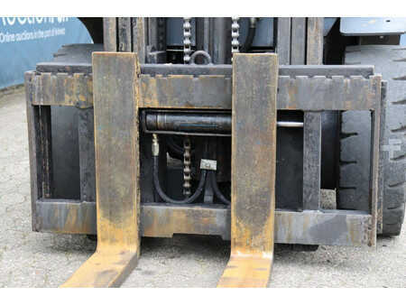 Treibgasstapler 1994  Toyota 02-6FGF-30 (10)