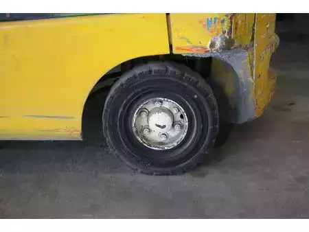 LPG VZV 2015  Yale GLP16VX (16)