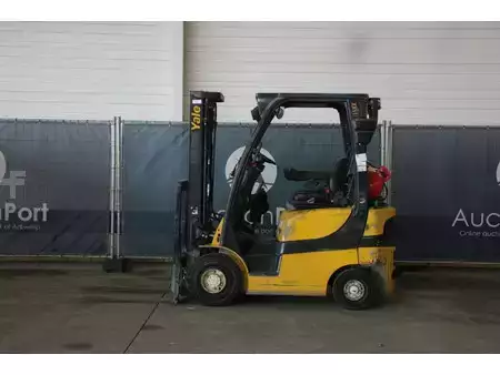 LPG VZV 2015  Yale GLP16VX (2)