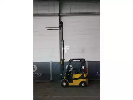 LPG VZV 2015  Yale GLP16VX (31)