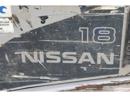 Eléctrico - 4 rodas 2011  Nissan 1N1L18Q (19)