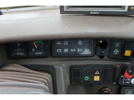 Teleskopstapler-Starr 2006  Manitou MRT 2150 (39)