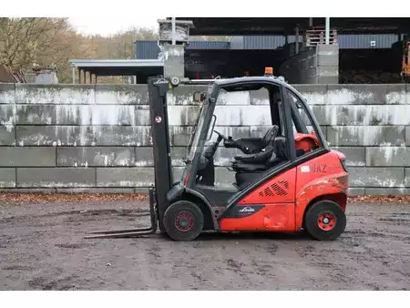 Carretilla elevadora GLP 2014  Linde H20T-02/600 (1)