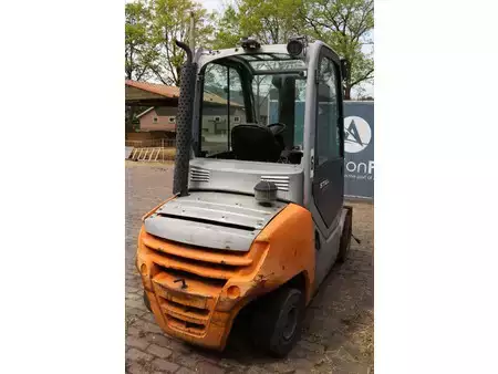 Wózki widłowe diesel 2019  Still RX 70-35 (6)