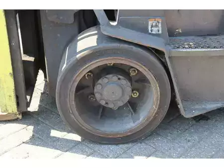 Carrelli elettrici 4 ruote 2006  Hyster E5.50XL (16)