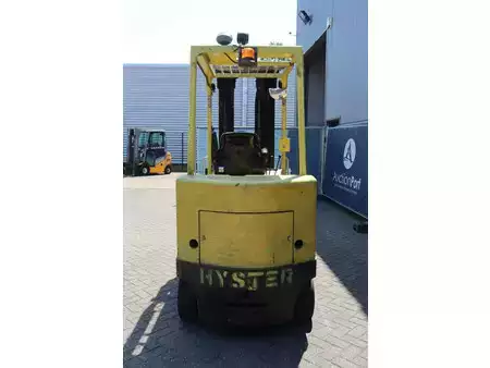 Carrelli elettrici 4 ruote 2006  Hyster E5.50XL (5)