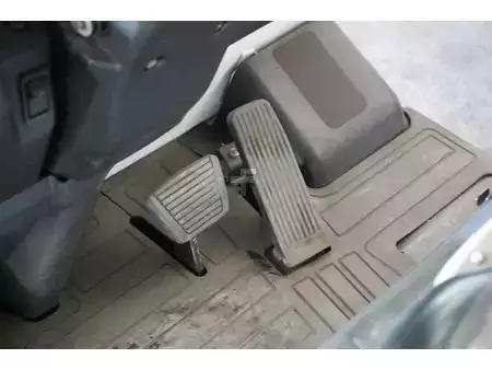 Elektrisk- 4 hjul 2015  Unicarriers AG1N1L18Q (21)