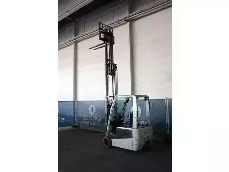 Elektrisk- 4 hjul 2015  Unicarriers AG1N1L18Q (27)