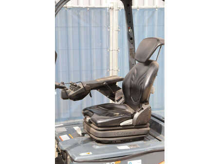 4-wiel elektrische heftrucks 2016  Toyota 8FBEK18T (23)