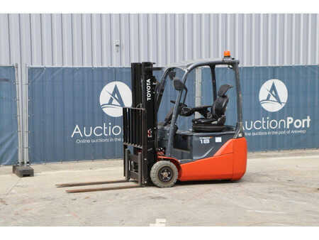 4-wiel elektrische heftrucks 2016  Toyota 8FBEK18T (9)