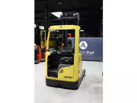 Carrelli retrattili 2021  Hyster R2.0 (6)